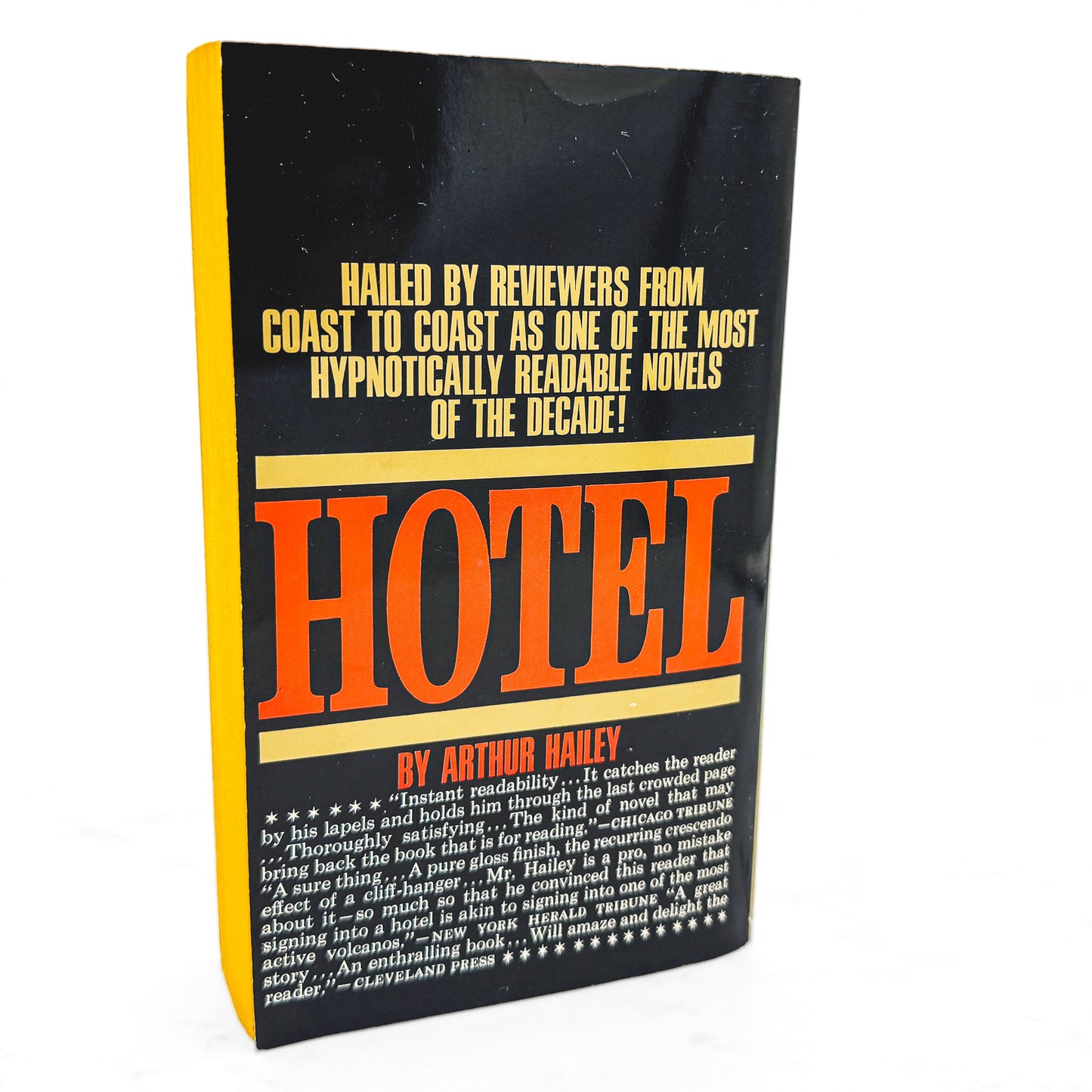 Hotel by Arthur Hailey [FIRST PAPERBACK EDITION] 1967 • Bantam