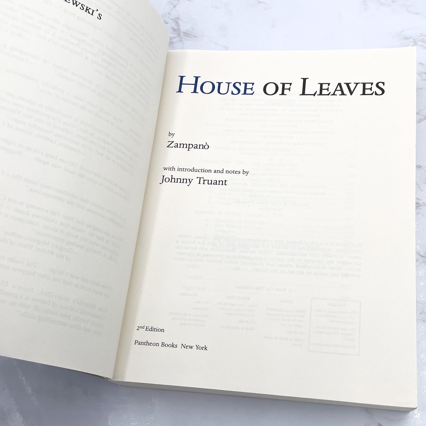 House of Leaves by Mark Z. Danielewski [REMASTERED FULL-COLOR EDITION] 2000  ❧ Pantheon Softcover