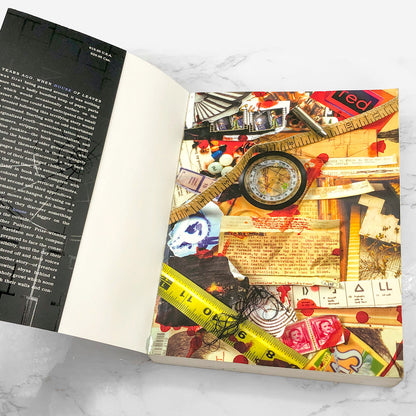 House of Leaves by Mark Z. Danielewski [2-COLOR EDITION / BLUE] 2000 • Pantheon Softcover