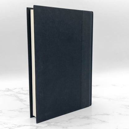 Houses of Horror by Hans Holzer [FIRST HARDCOVER EDITION] 2007 • Fall River