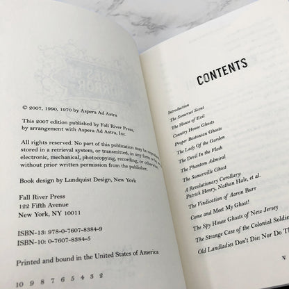Houses of Horror by Hans Holzer [FIRST HARDCOVER EDITION] 2007 • Fall River