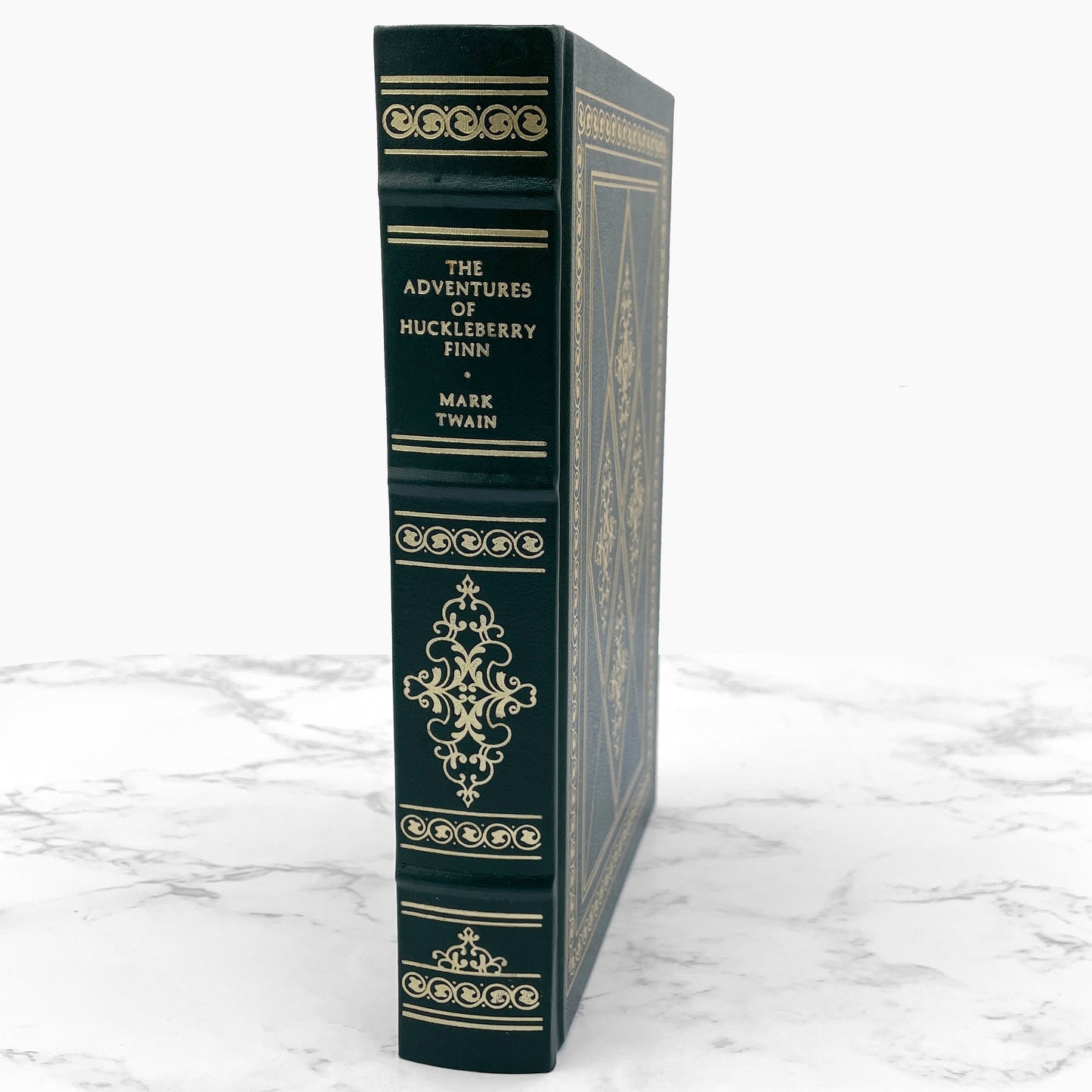 The Adventures of Huckleberry Finn by Mark Twain & illustrated by Edward Windsor Kemble [ILLUSTRATED HARDCOVER] 1979 • The Franklin Library