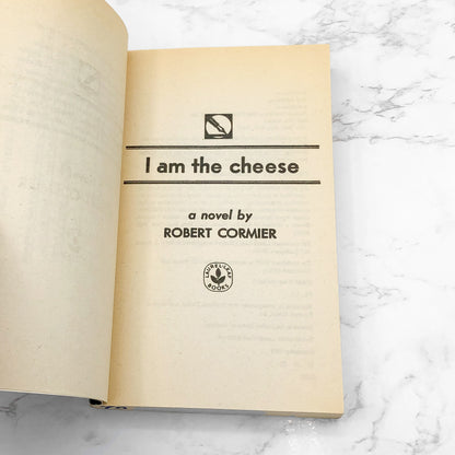I Am the Cheese by Robert Cormier [1991 PAPERBACK] • Laurel-Leaf