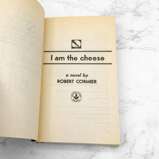 I Am the Cheese by Robert Cormier [1991 PAPERBACK] • Laurel-Leaf
