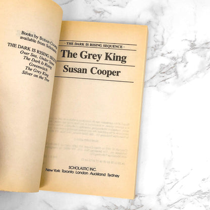 The Grey King by Susan Cooper [1990 PAPERBACK] • Scholastic