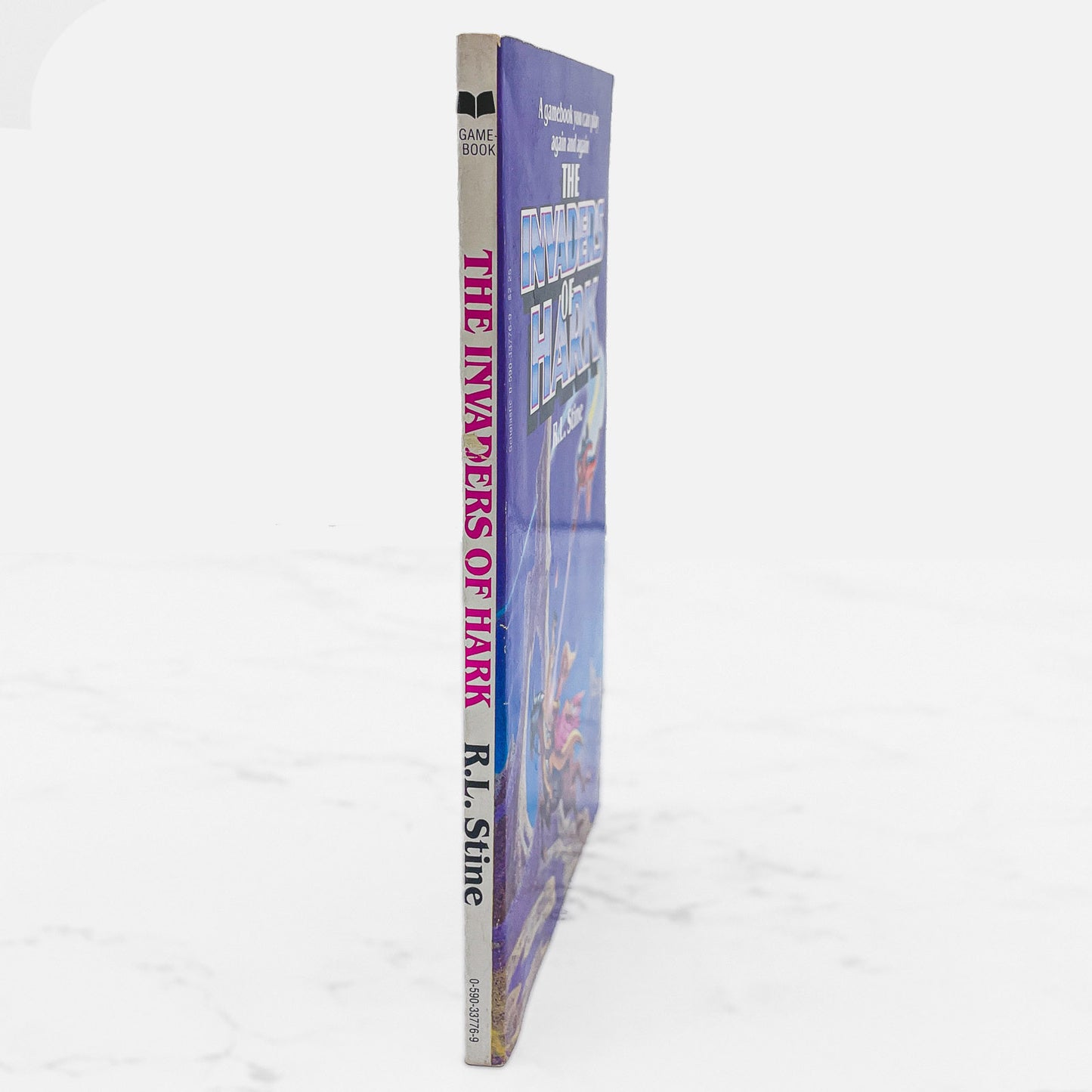 The Invaders of Hark by R.L. Stine [FIRST EDITION PAPERBACK] 1985 • Scholastic