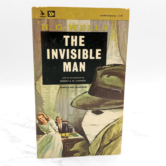 The Invisible Man by H.G. Wells [1964 PAPERBACK] • Airmont