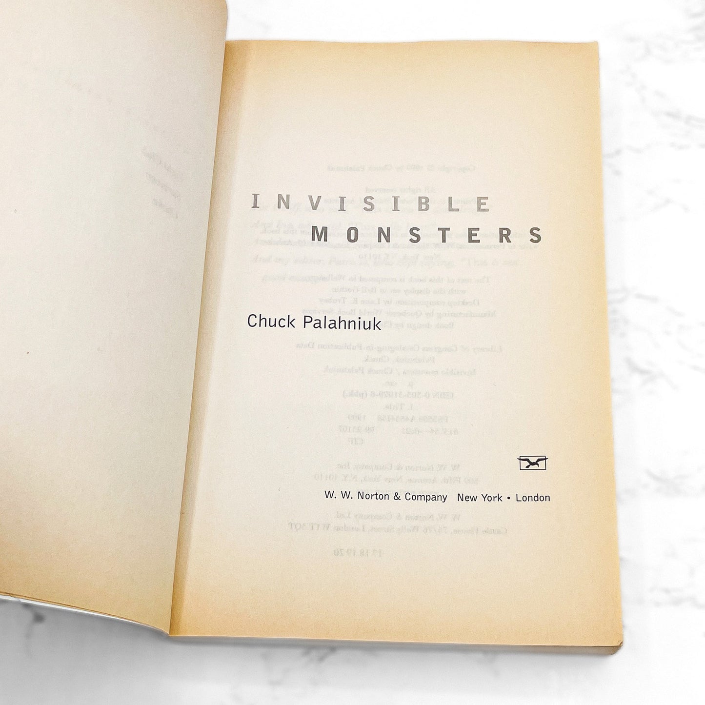 Invisible Monsters by Chuck Palahniuk [FIRST EDITION] 1999 • W.W. Norton & Co.