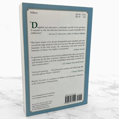 Irish Folktales edited by Henry Glassie [TRADE PAPERBACK RE-ISSUE] 1997 • Pantheon Folklore