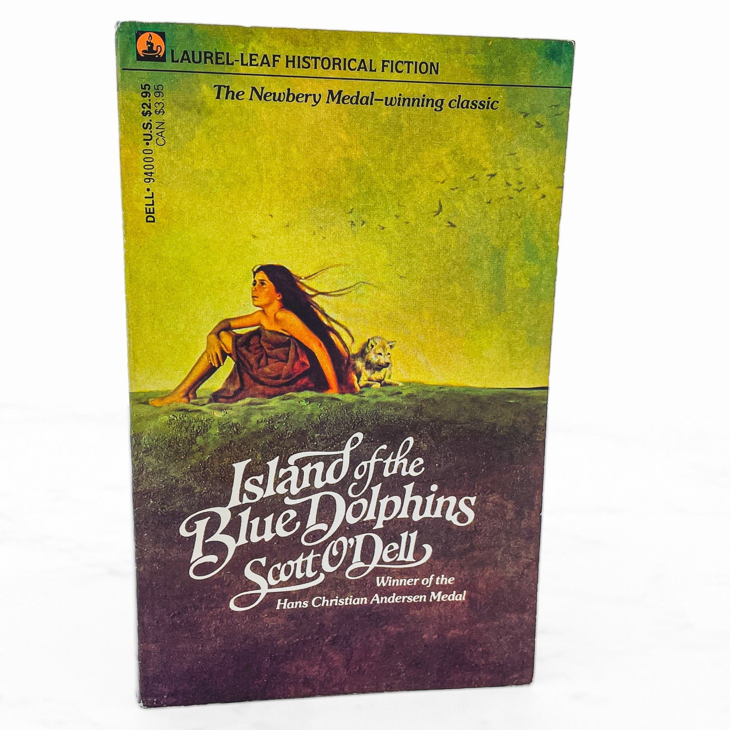 Island of the Blue Dolphins by Scott O'Dell [FIRST PAPERBACK EDITION] 1978 • Laurel-Leaf