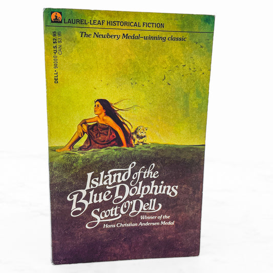 Island of the Blue Dolphins by Scott O'Dell [FIRST PAPERBACK EDITION] 1978 • Laurel-Leaf