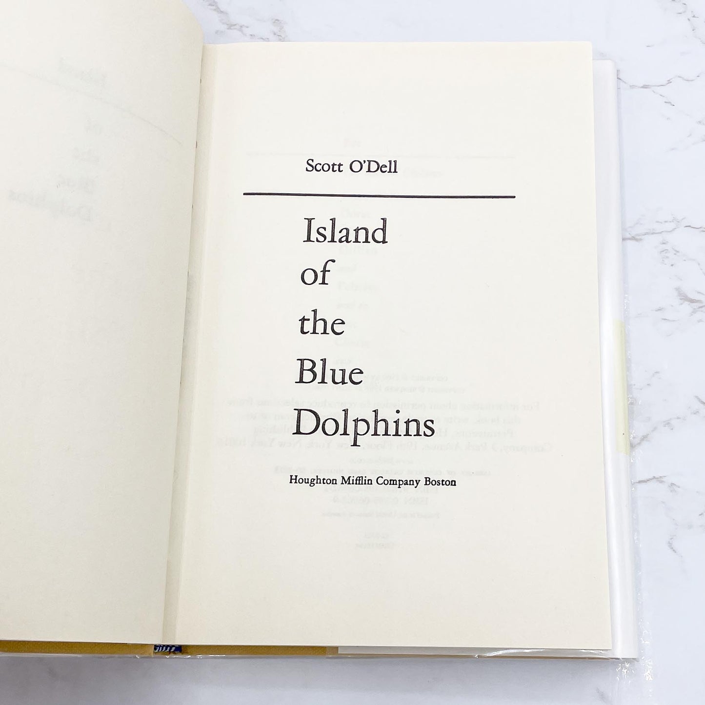 Island of the Blue Dolphins by Scott O'Dell [FIRST EDITION RE-PRINT] 62nd Printing • Houghton Mifflin