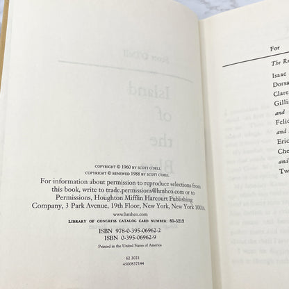 Island of the Blue Dolphins by Scott O'Dell [FIRST EDITION RE-PRINT] 62nd Printing • Houghton Mifflin