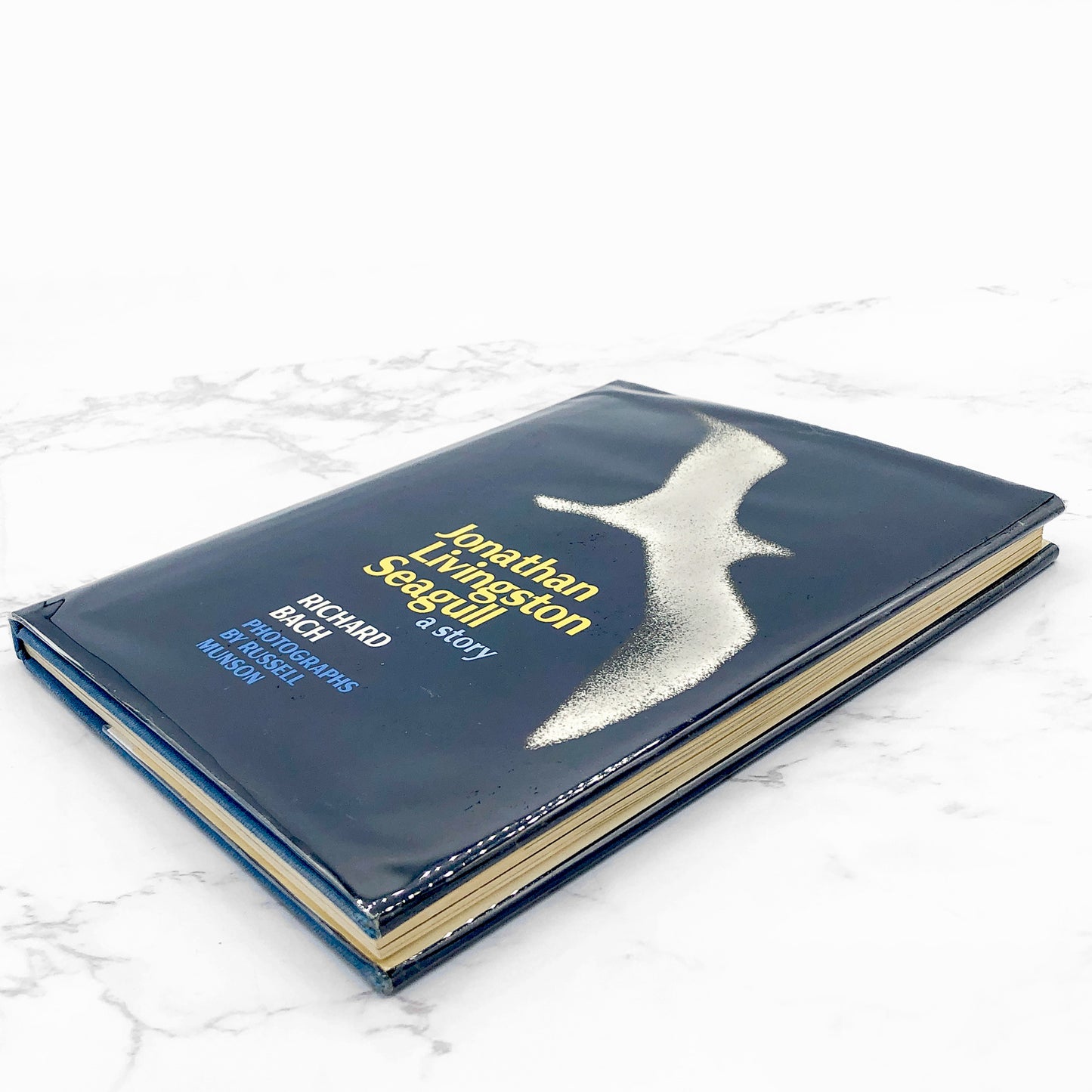 Jonathan Livingston Seagull by Richard Bach SIGNED & DOODLED! [FIRST EDITION] 1972 • Macmillan