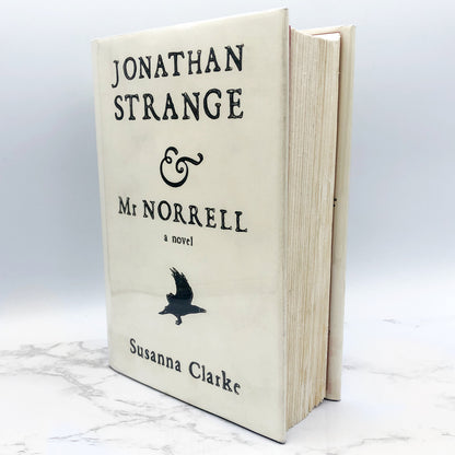 Jonathan Strange & Mr Norrell by Susanna Clarke [FIRST EDITION • FIRST PRINTING] 2004 • Bloomsbury