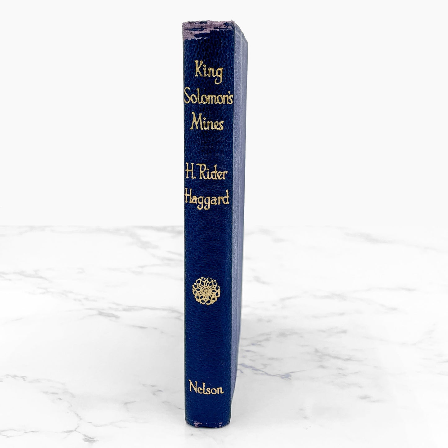 King Solomon's Mines by H. Rider Haggard [U.K. POCKET HARDCOVER] 1956 • Thomas Nelson & Sons • Leather-Bound