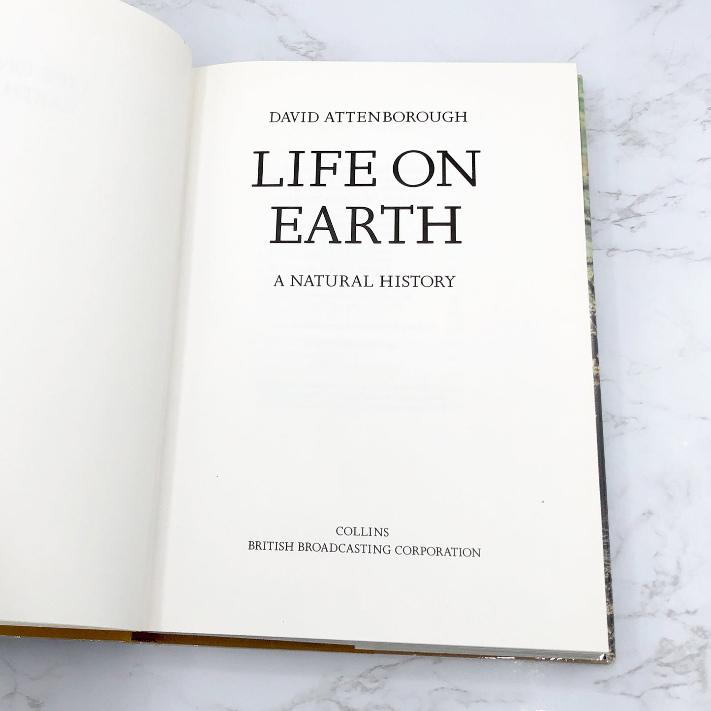 Life on Earth by David Attenborough [U.K. FIRST EDITION] 1979 • Collins