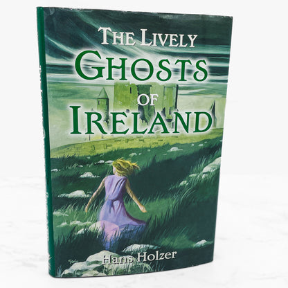 The Lively Ghosts of Ireland by Hans Holzer [HARDCOVER RE-ISSUE] 1996 • Wings