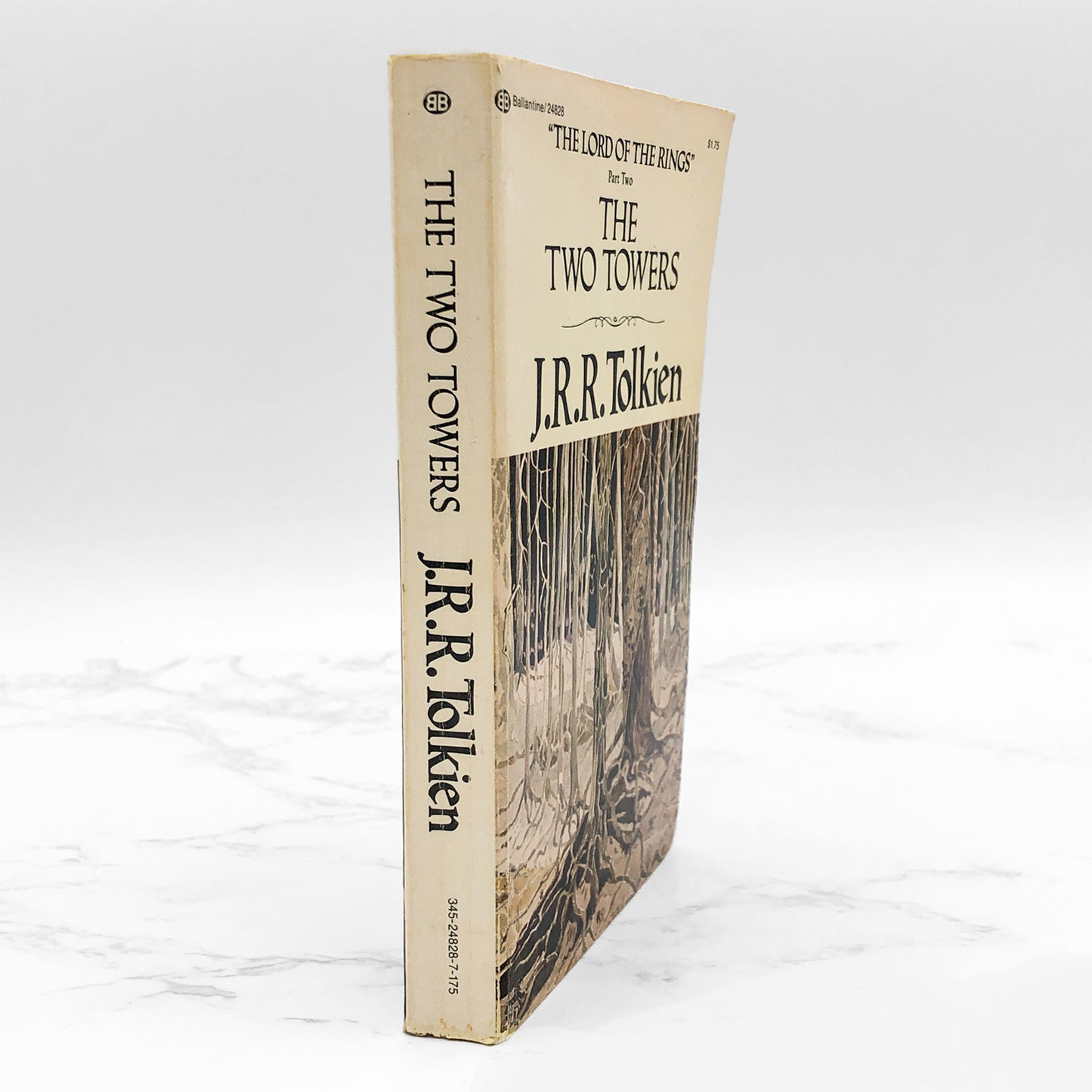 The Two Towers by J.R.R. Tolkien [1975 PAPERBACK] • Lord of the Rings #2 • Ballantine