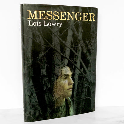 Messenger by Lois Lowry [FIRST EDITION] 2004 • The Giver #3