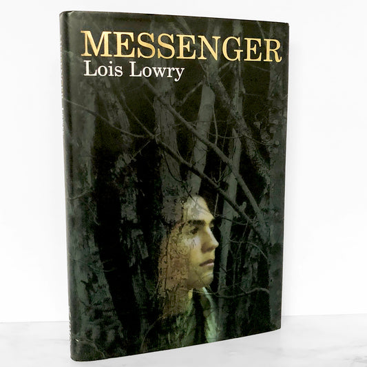 Messenger by Lois Lowry [FIRST EDITION] 2004 • The Giver #3