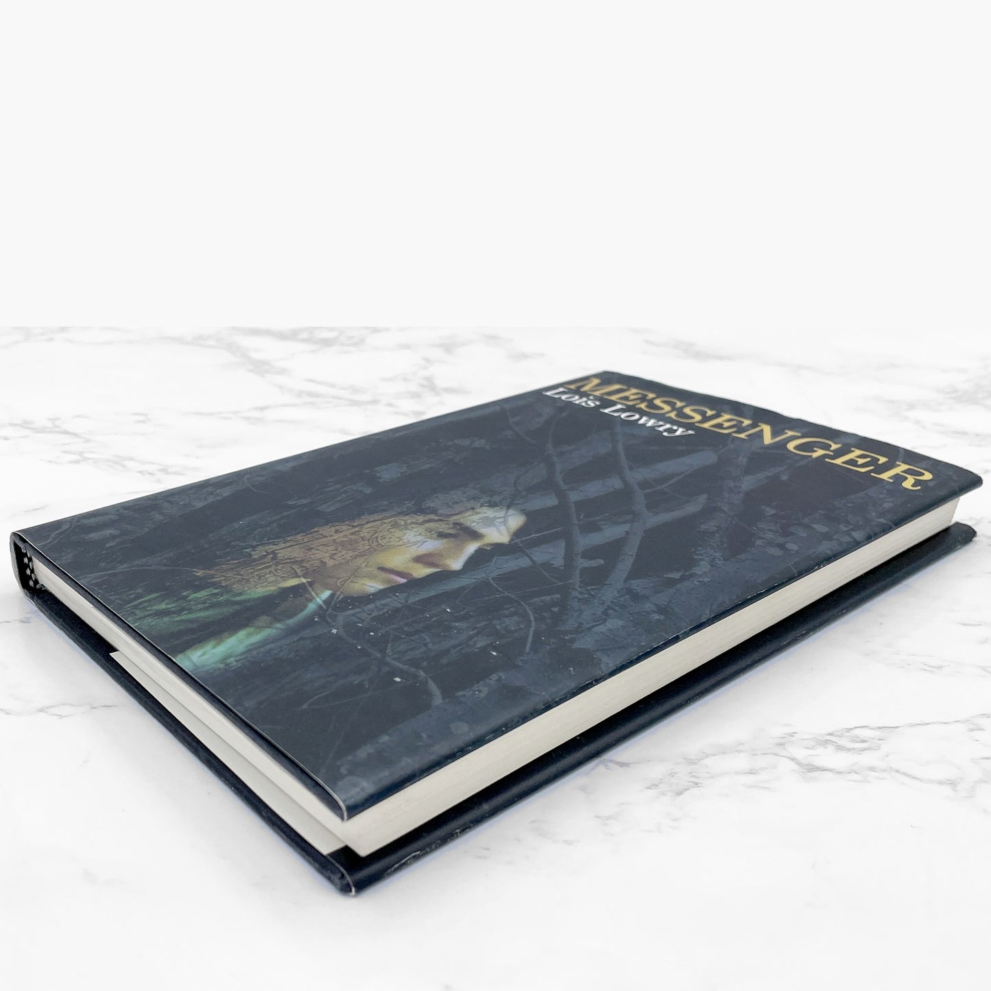 Messenger by Lois Lowry SIGNED! [FIRST EDITION • FIRST PRINTING] 2004 • The Giver #3