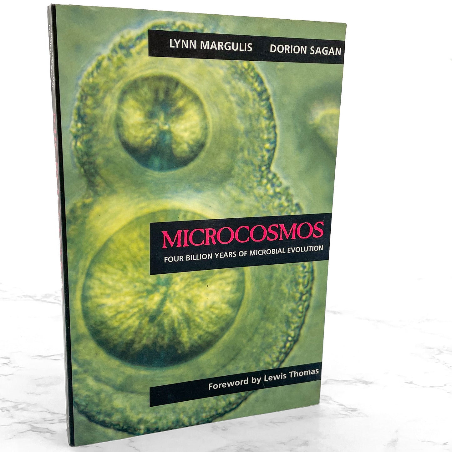 Microcosmos: Four Billion Years of Microbial Evolution by Lynn Margulis & Dorion Sagan [TRADE PAPERBACK RE-ISSUE] 1997 • UC
