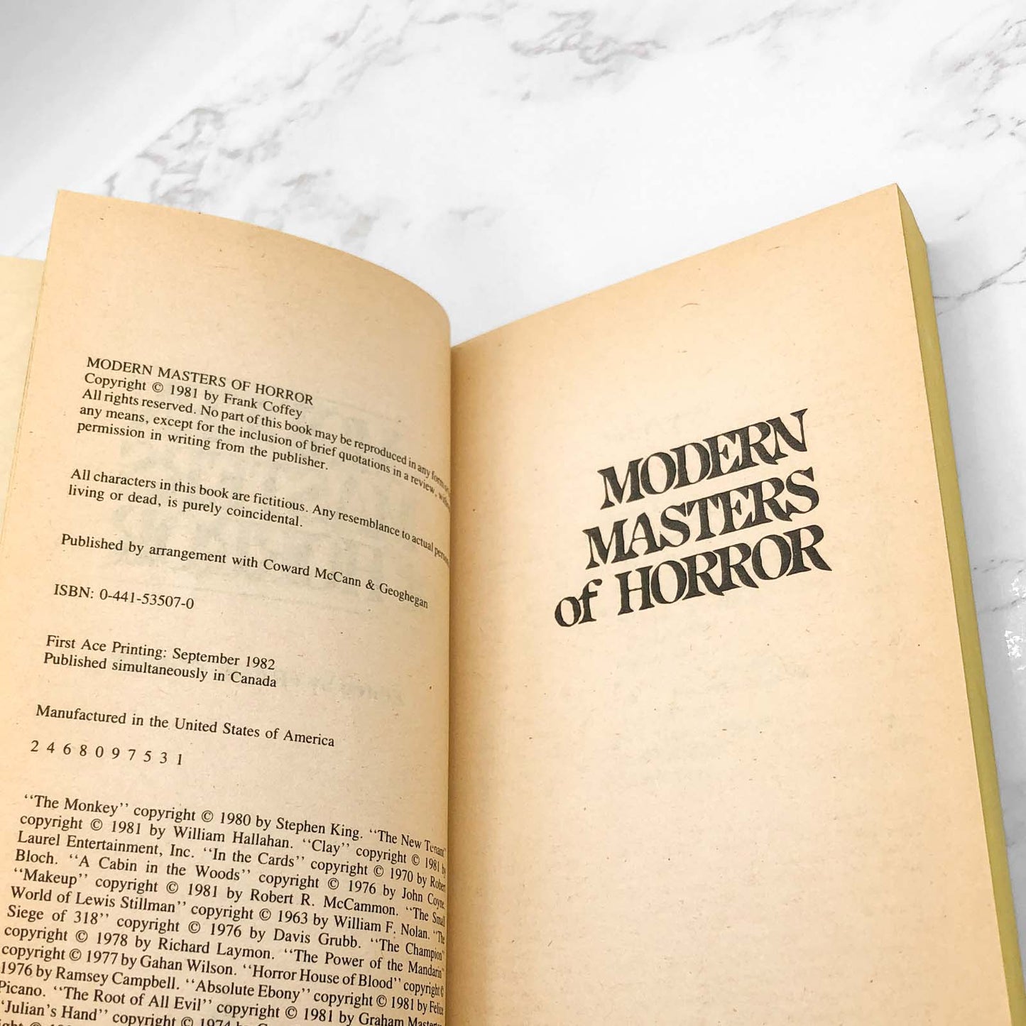 Modern Masters of Horror edited Frank Coffey [FIRST PAPERBACK PRINTING] 1982 • Ace Horror *The Monkey by Stephen King