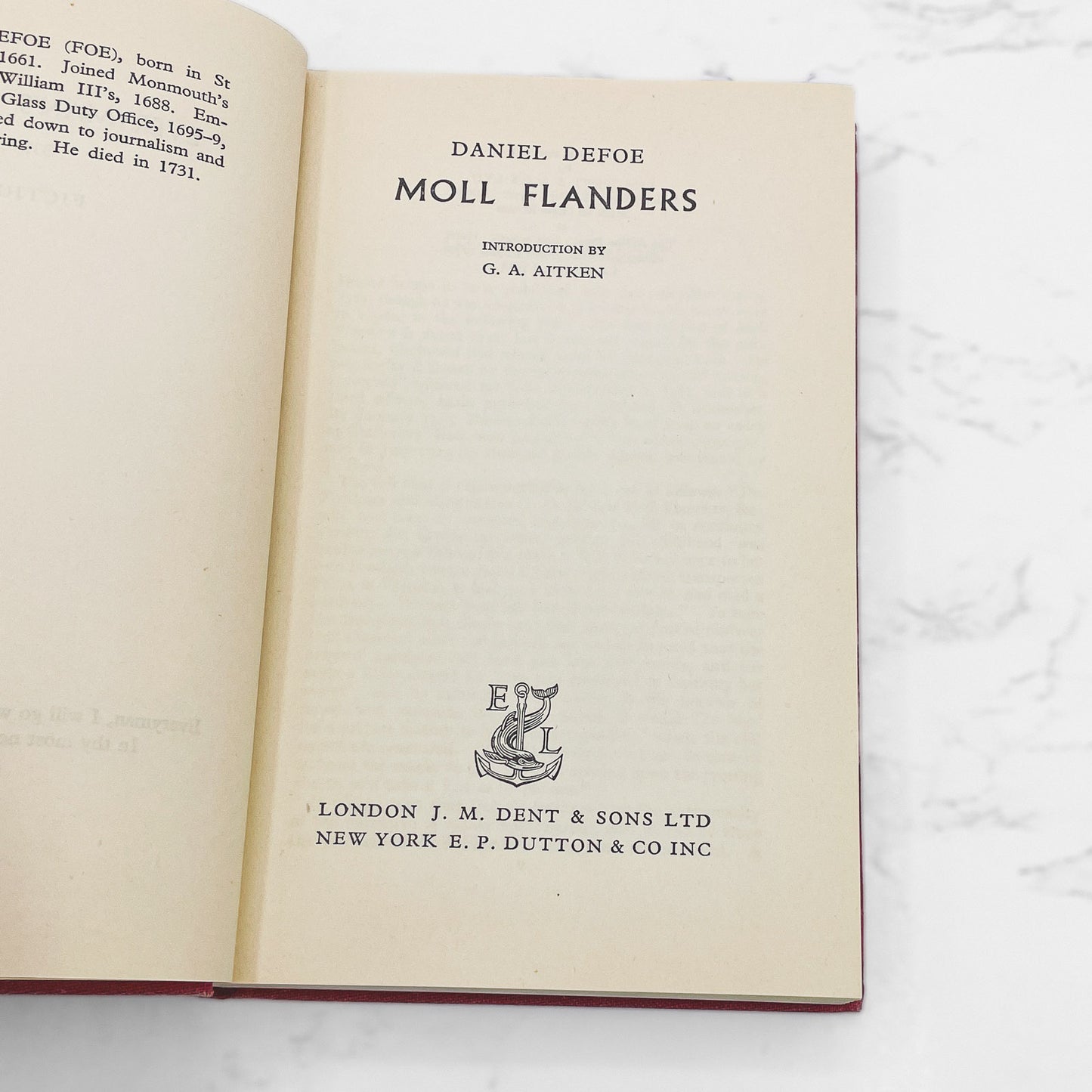 Moll Flanders by Daniel Defoe [U.K. HARDCOVER] 1958 • Everyman's Library