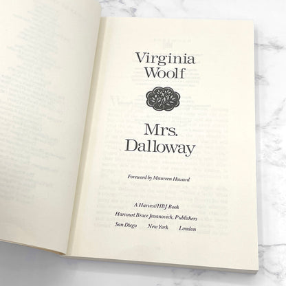 Mrs. Dalloway by Virginia Woolf [TRADE PAPERBACK] 1990 • Harvest / HBJ