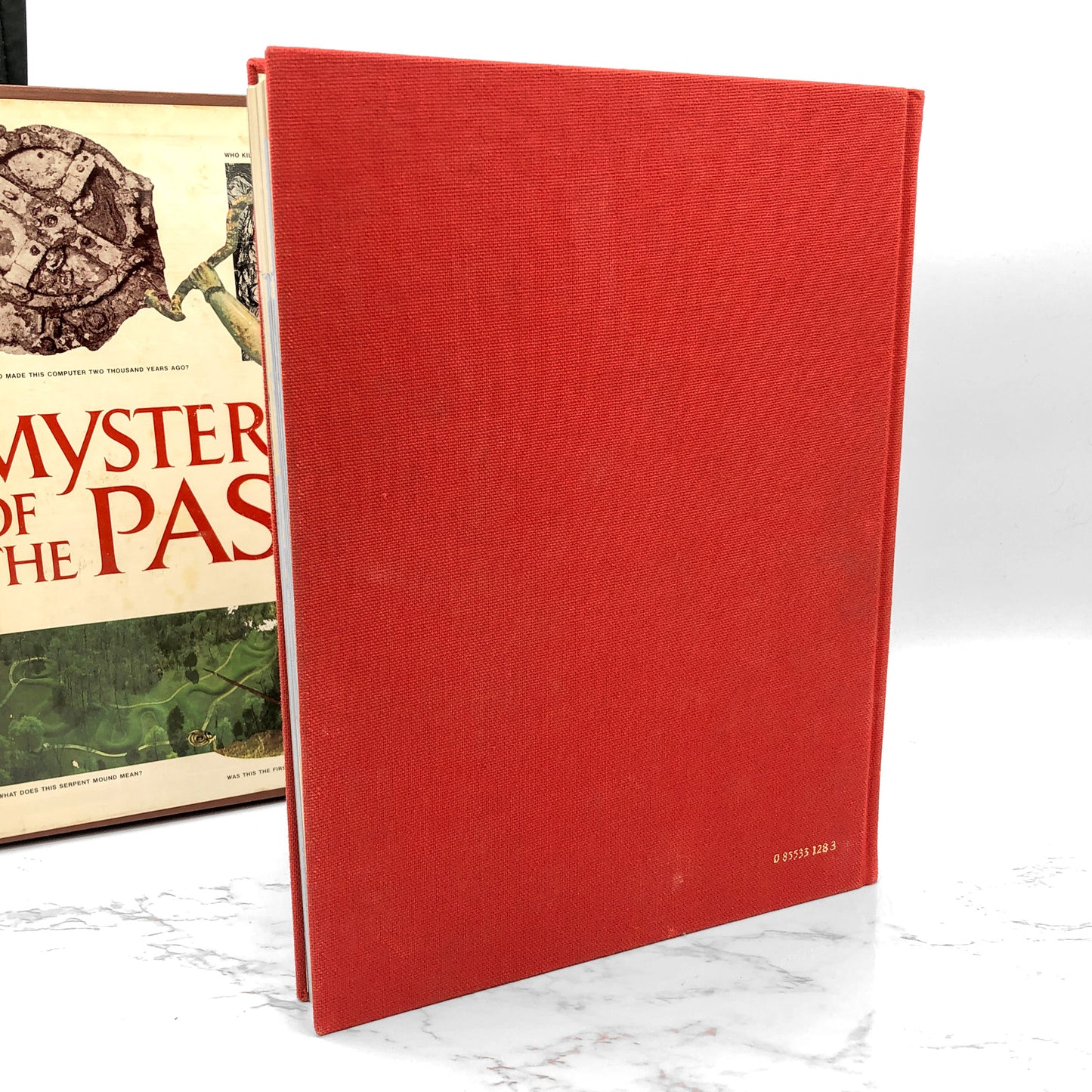 Mysteries of the Past by Lionel Casson, Robert Claiborne, Brian M. Fagan & Walter Karp [FIRST EDITION] 1977 • American Heritage Publishing
