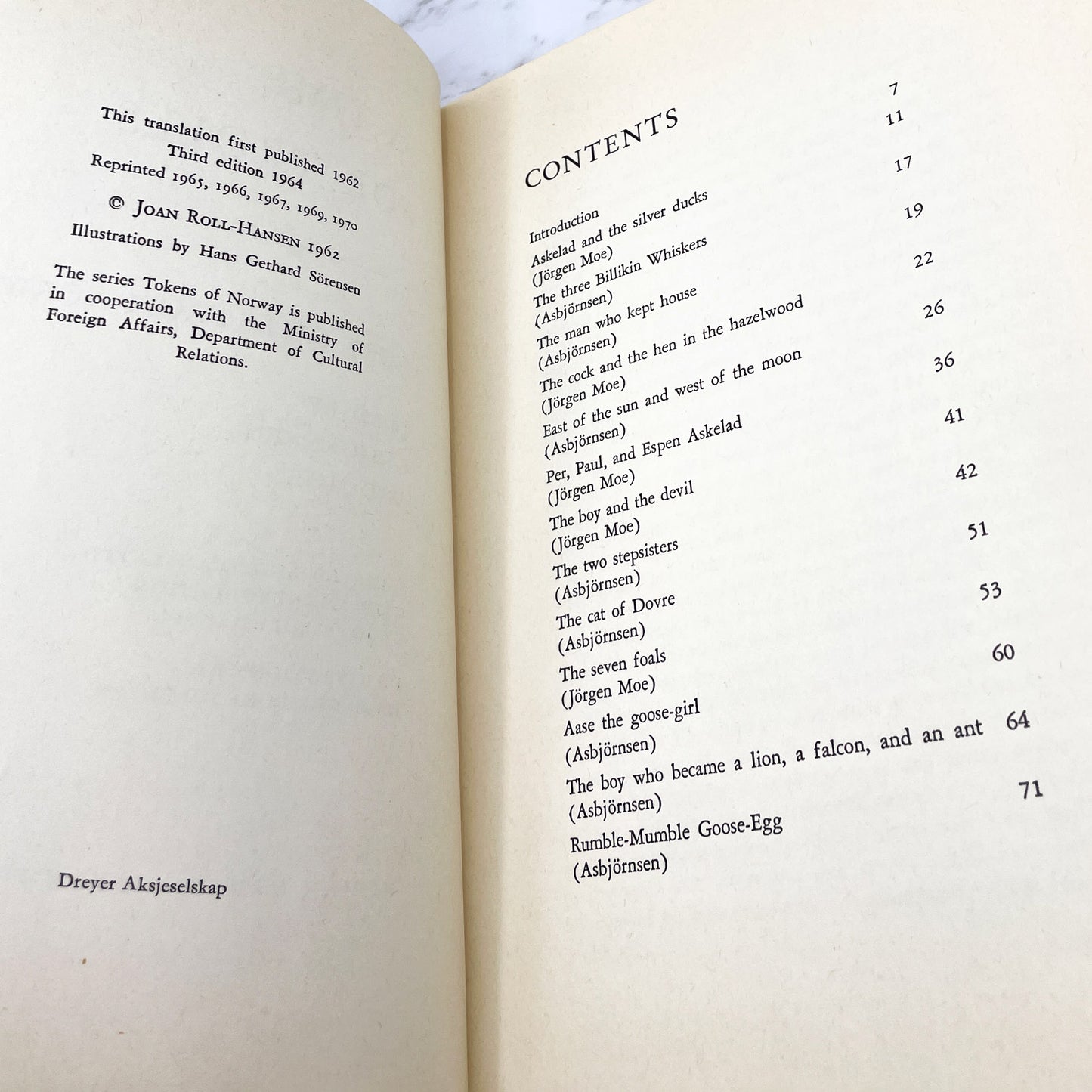 A Time for Trolls: Fairy Tales from Norway by Peter Christen Asbjørnsen & Jørgen Moe [TRADE PAPERBACK] 1970