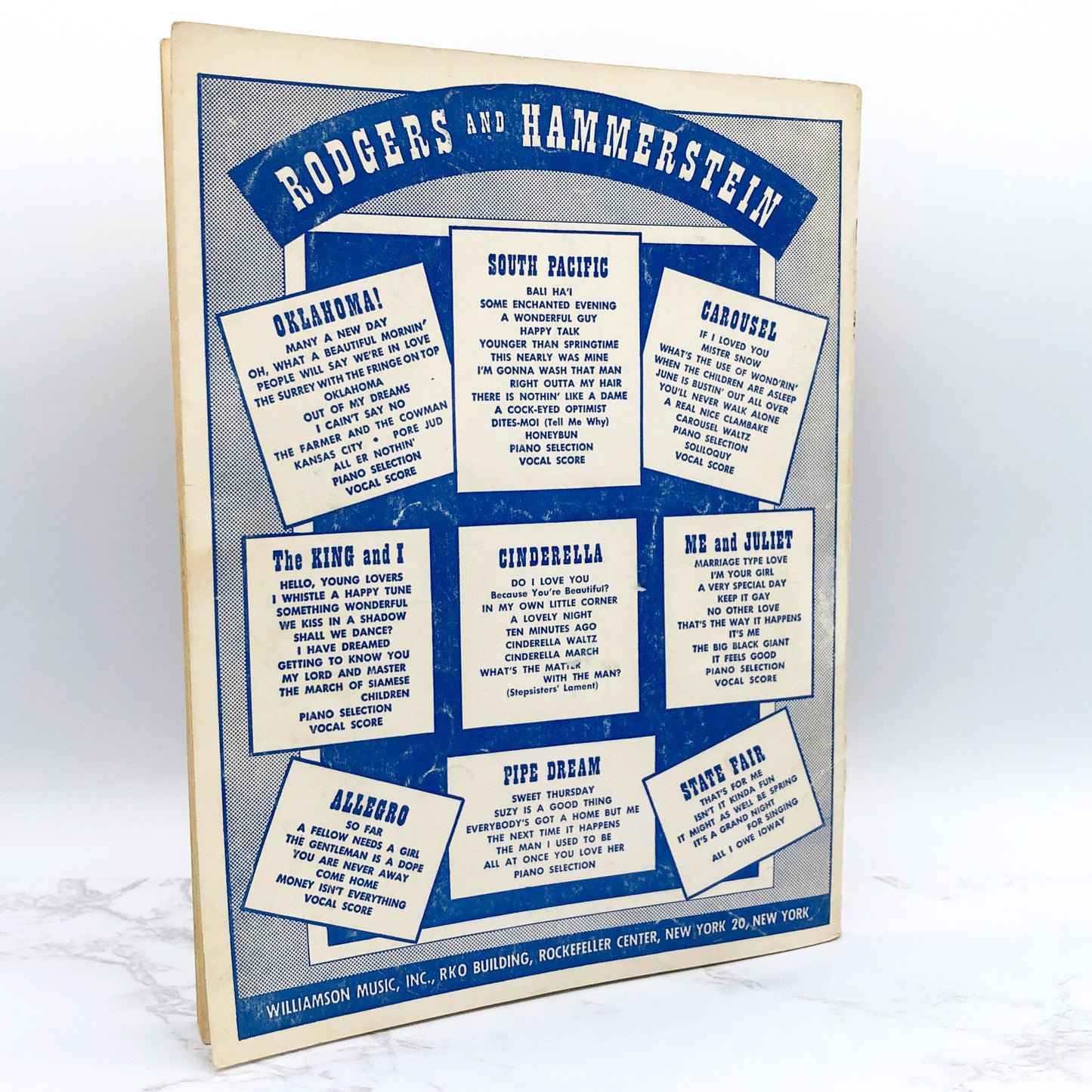 Oklahoma! Vocal Selection by Richard Rodgers & Oscar Hammerstein [ANTIQUE SHEET MUSIC] 1943 • Williamson Music Inc.