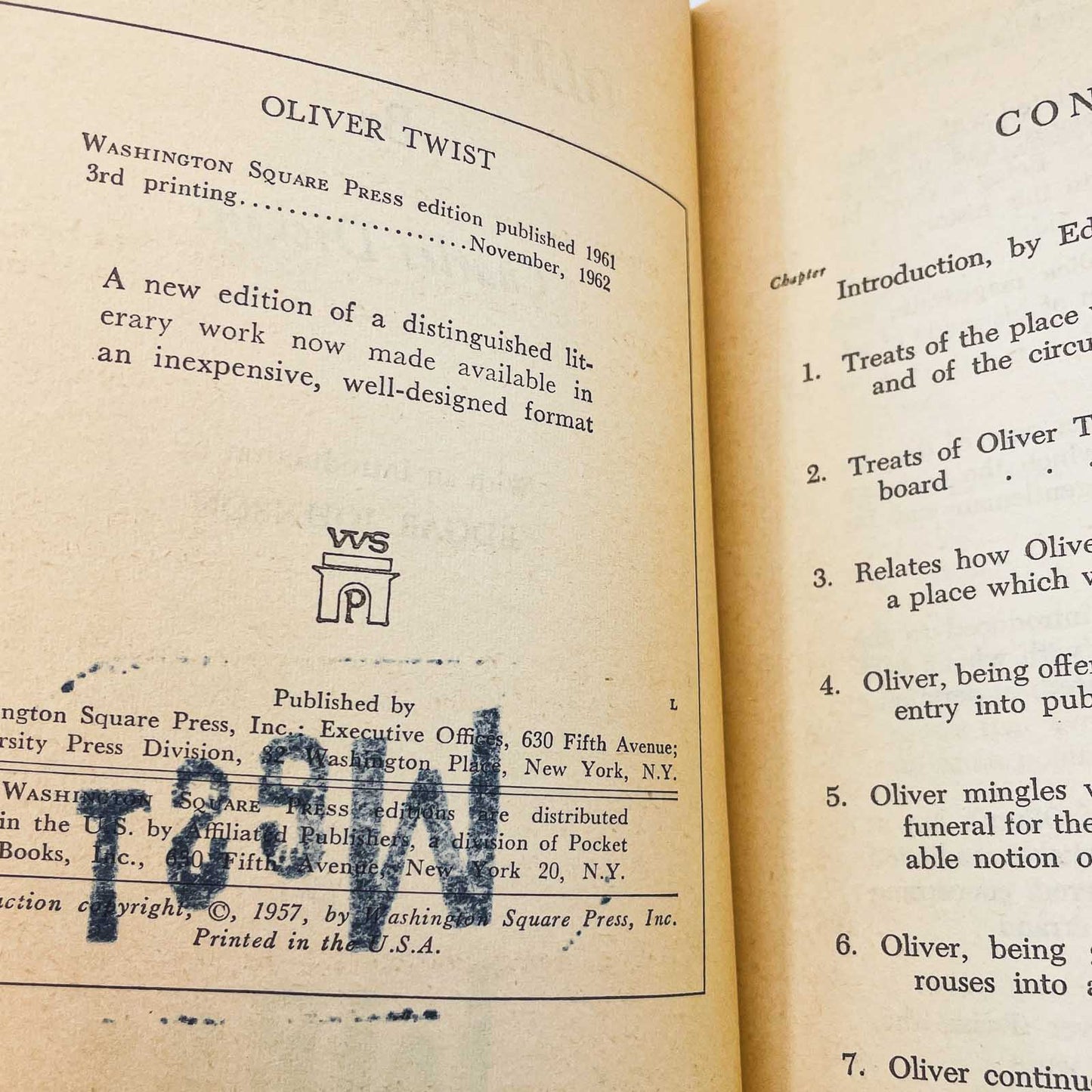 Oliver Twist by Charles Dickens [1962 PAPERBACK] • Washington Square