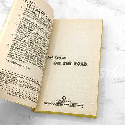 On the Road by Jack Kerouac [25th ANNIVERSARY PAPERBACK] 1982 • Signet