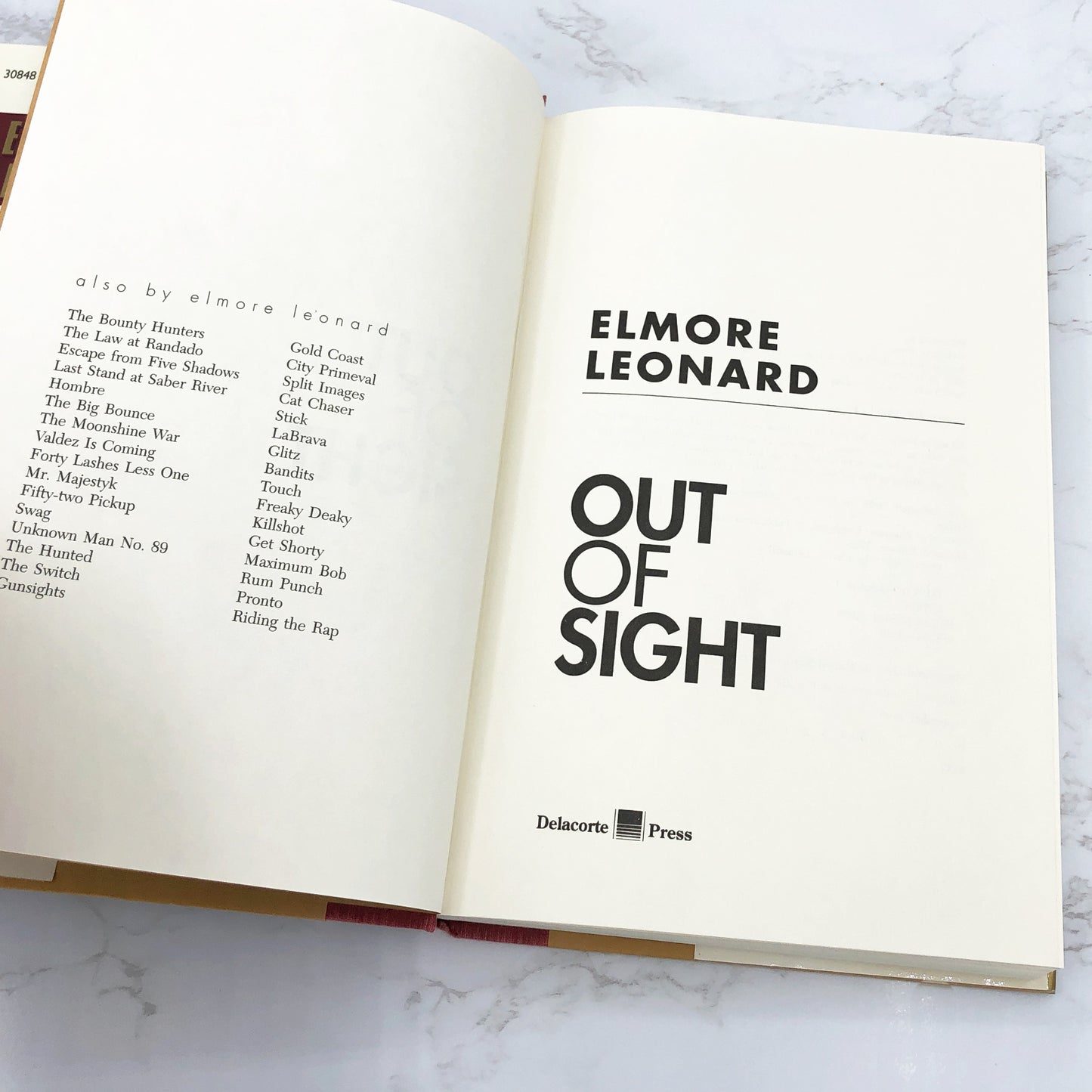 Out of Sight by Elmore Leonard [FIRST EDITION • FIRST PRINTING] 1996 • Delacorte Press