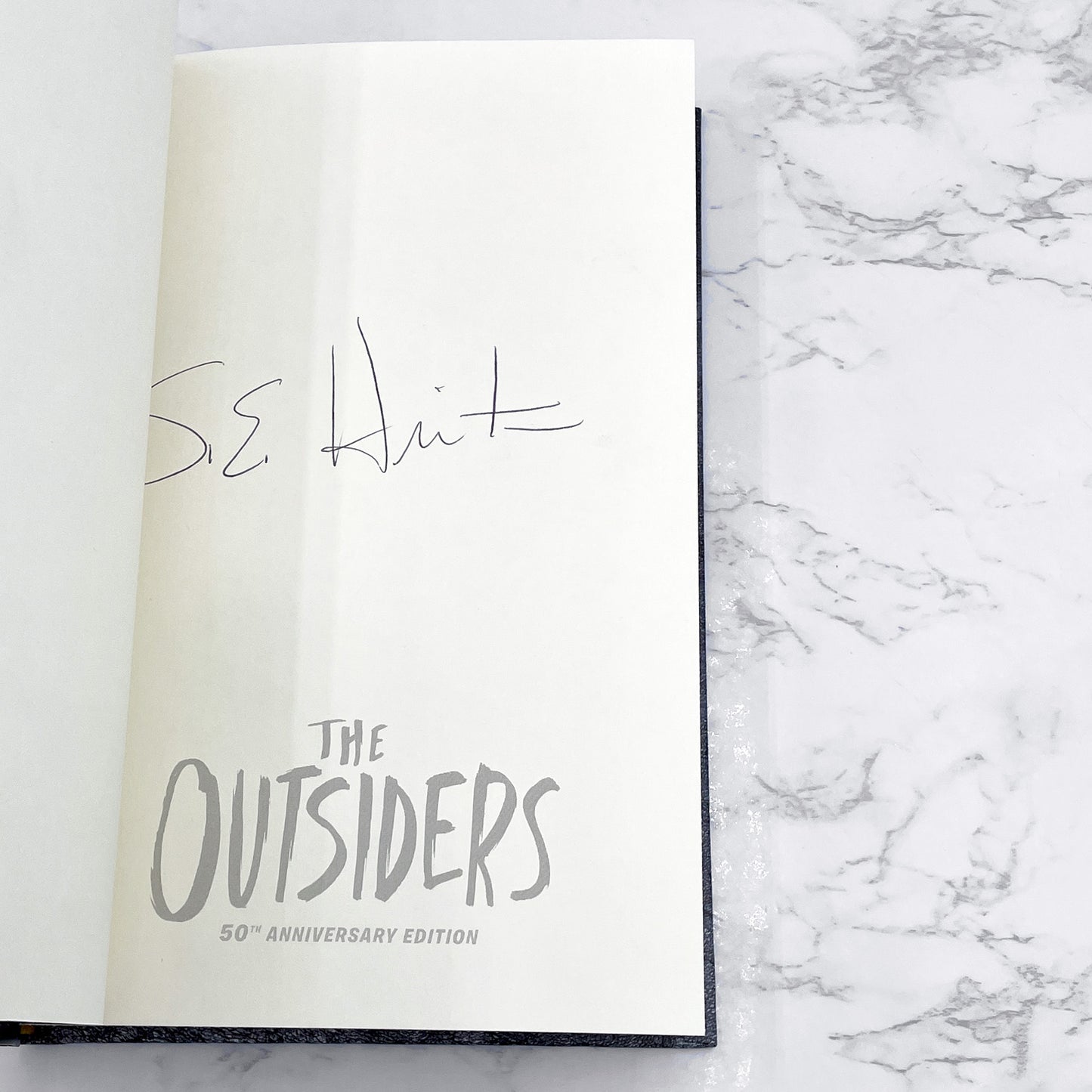 The Outsiders by S.E. Hinton SIGNED! [EXCLUSIVE COLLECTOR'S EDITION] 2017 • Rare 50th Anniversary Hardcover Variant • Penguin