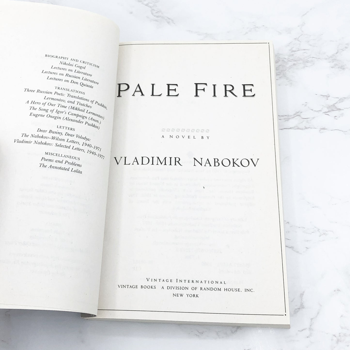 Pale Fire by Vladimir Nabokov [TRADE PAPERBACK] • Vintage International