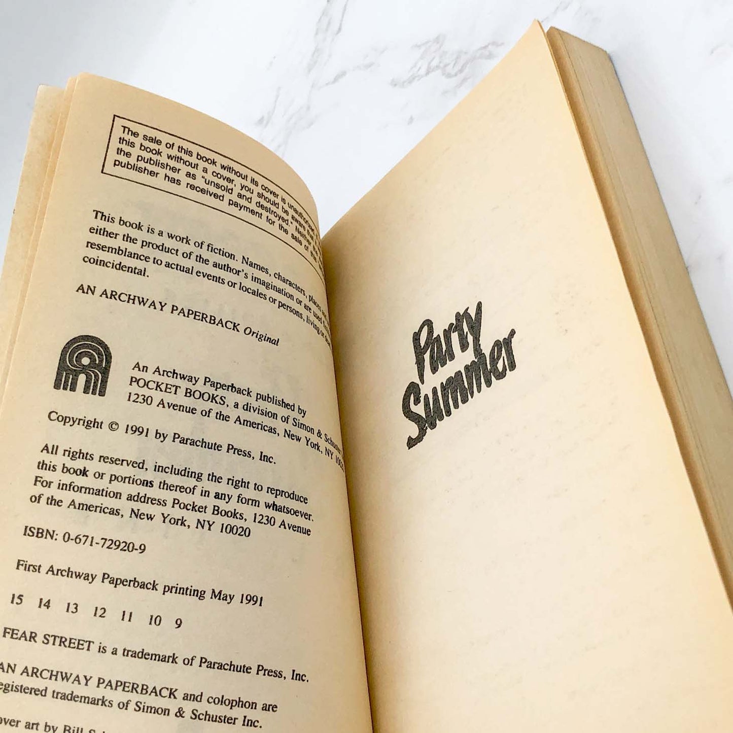 FEAR STREET Party Summer by R.L. Stine [1991 PAPERBACK] • Super Chiller #1