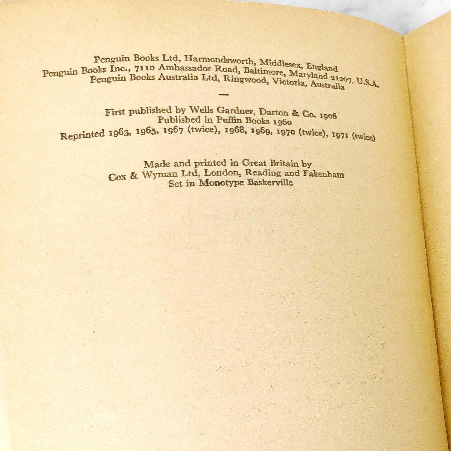 The Railway Children by E. Nesbit [U.K. MOVIE TIE-IN PAPERBACK] 1971 • Penguin