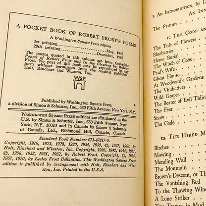 Robert Frost's Poems [1969 PAPERBACK] • Washington Square Press