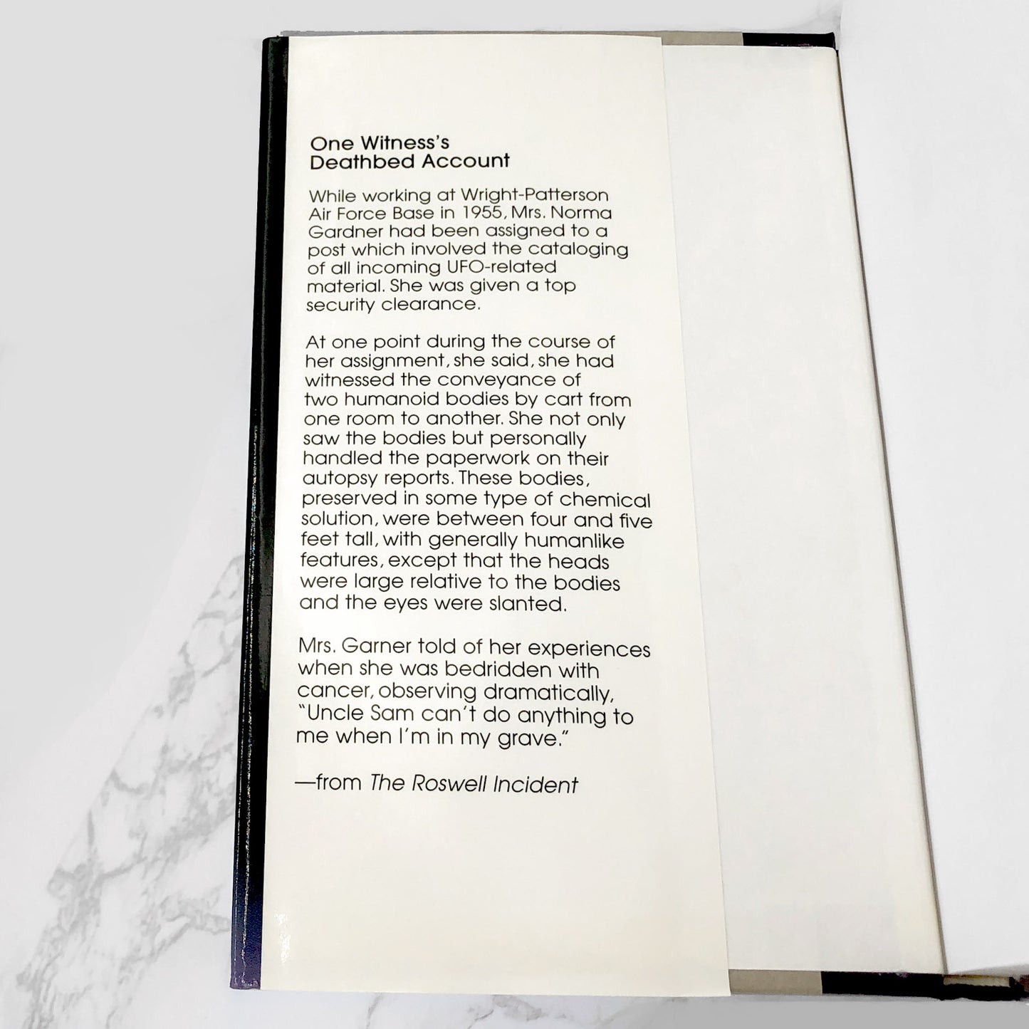 The Roswell Incident by Charles Berlitz & William L. Moore [HARDCOVER RE-ISSUE] 1996 • MJF Books