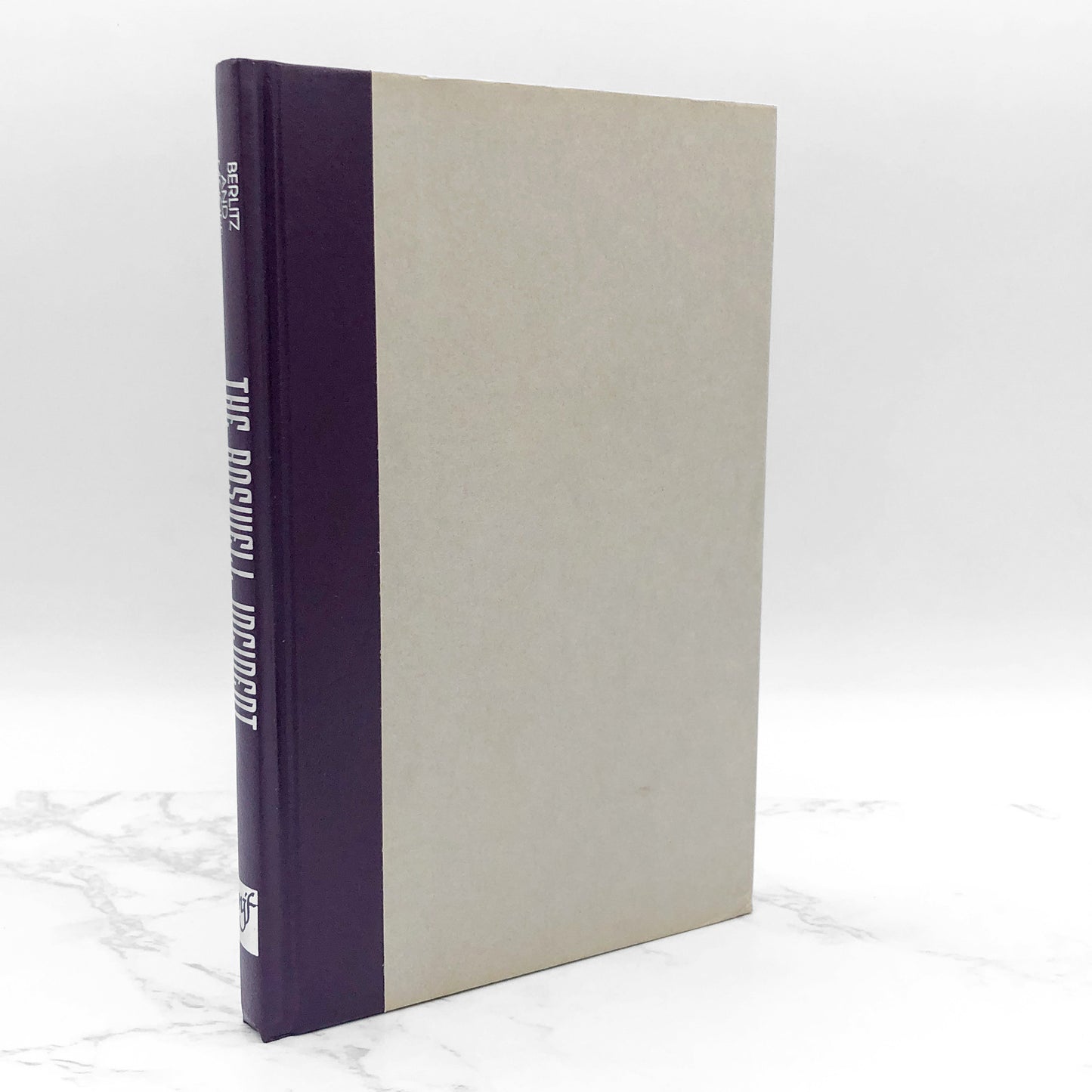 The Roswell Incident by Charles Berlitz & William L. Moore [HARDCOVER RE-ISSUE] 1996 • MJF Books