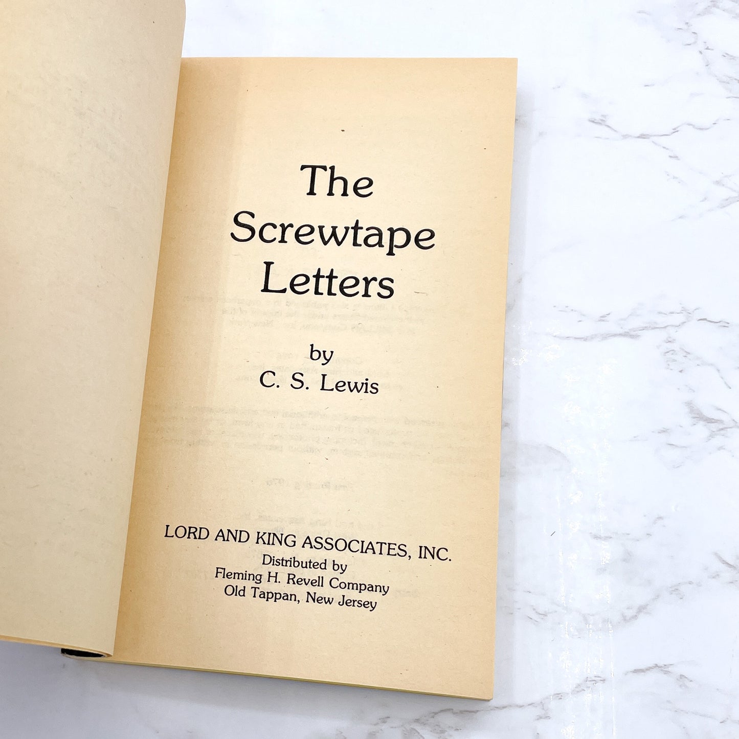 The Screwtape Letters by C.S. Lewis [1976 PAPERBACK] • Spire Books