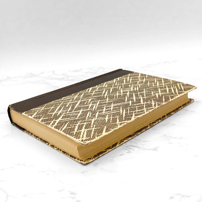 Silas Marner: The Weaver of Raveloe by George Eliot [ANTIQUE HARDCOVER] • Books Inc.