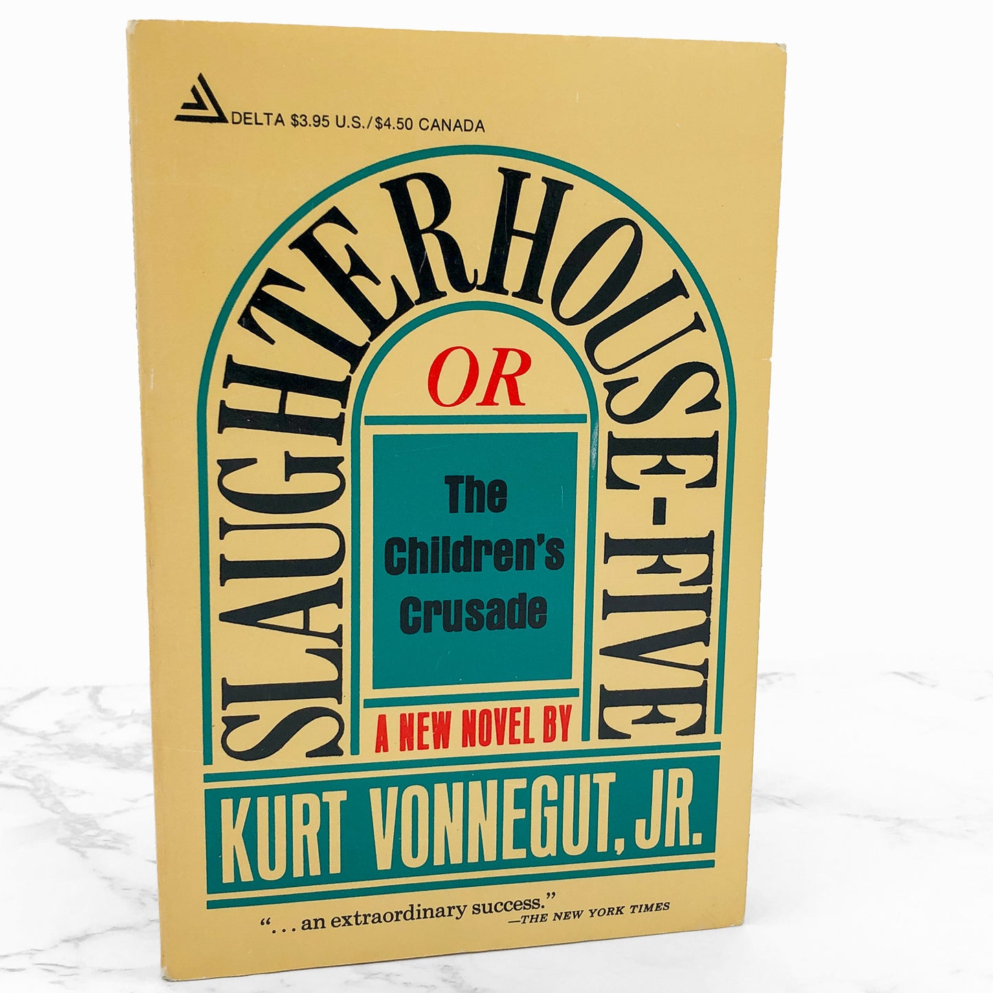 Slaughterhouse Five by Kurt Vonnegut [FIRST PAPERBACK EDITION] • 13th Printing / 1980 • Delta