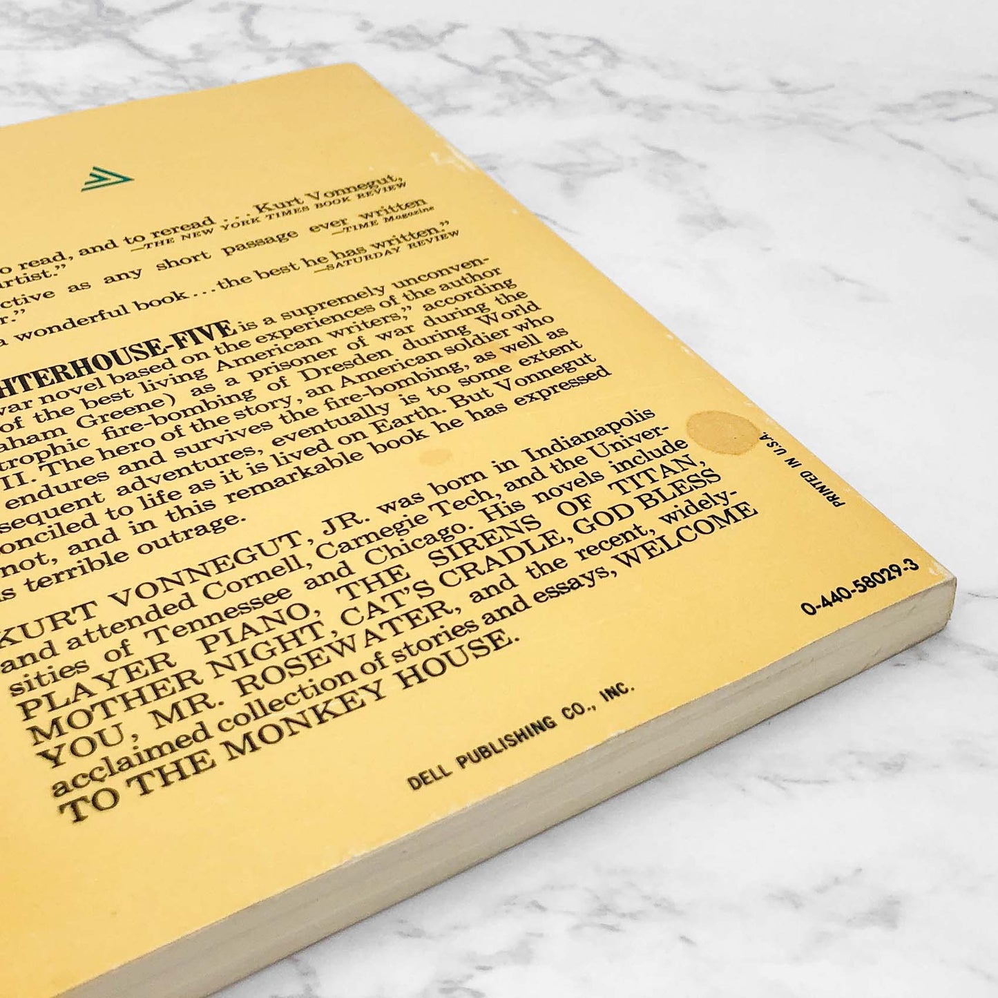 Slaughterhouse Five by Kurt Vonnegut [FIRST PAPERBACK EDITION] • 13th Printing / 1980 • Delta