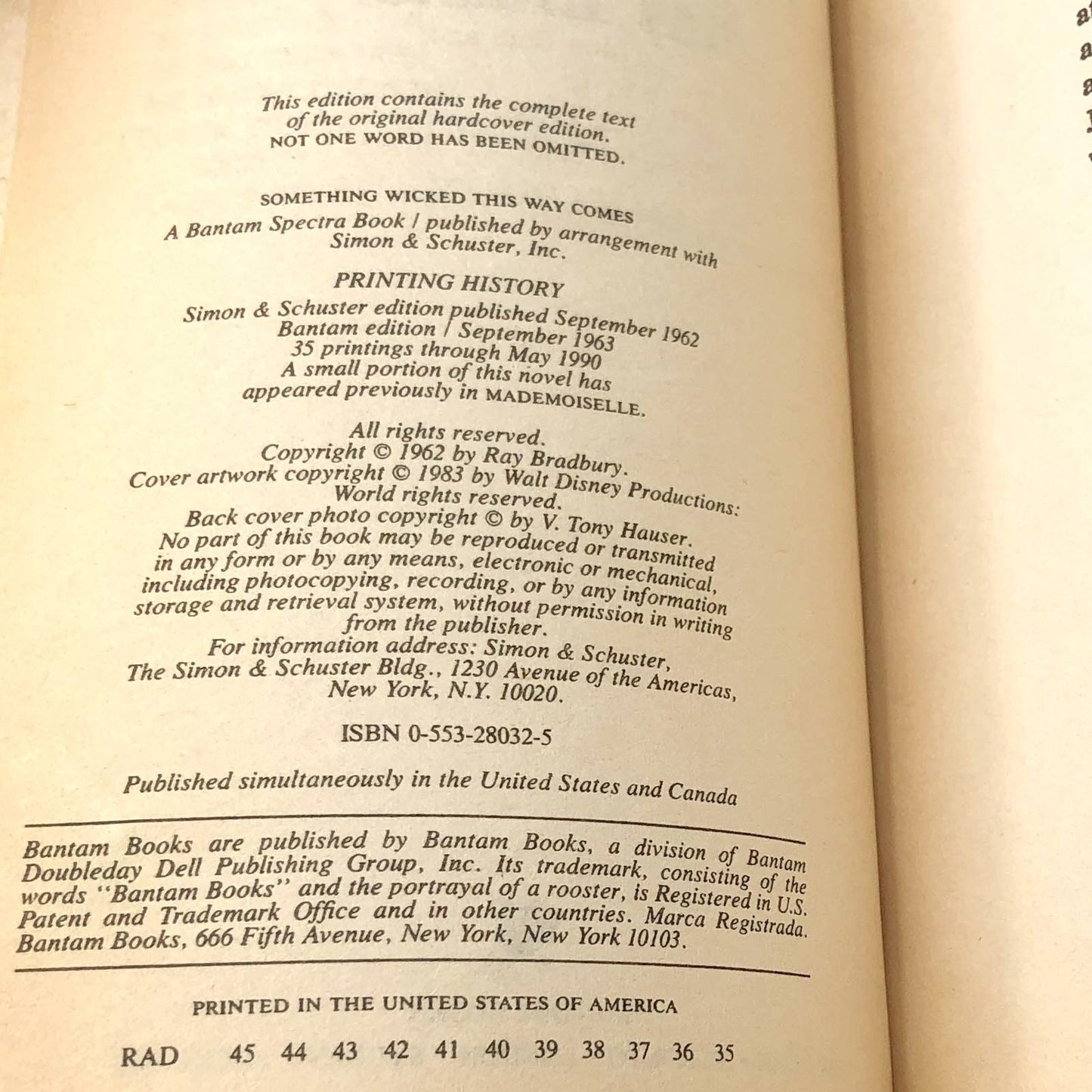 Something Wicked This Way Comes by Ray Bradbury [1990 PAPERBACK] • Bantam Spectra