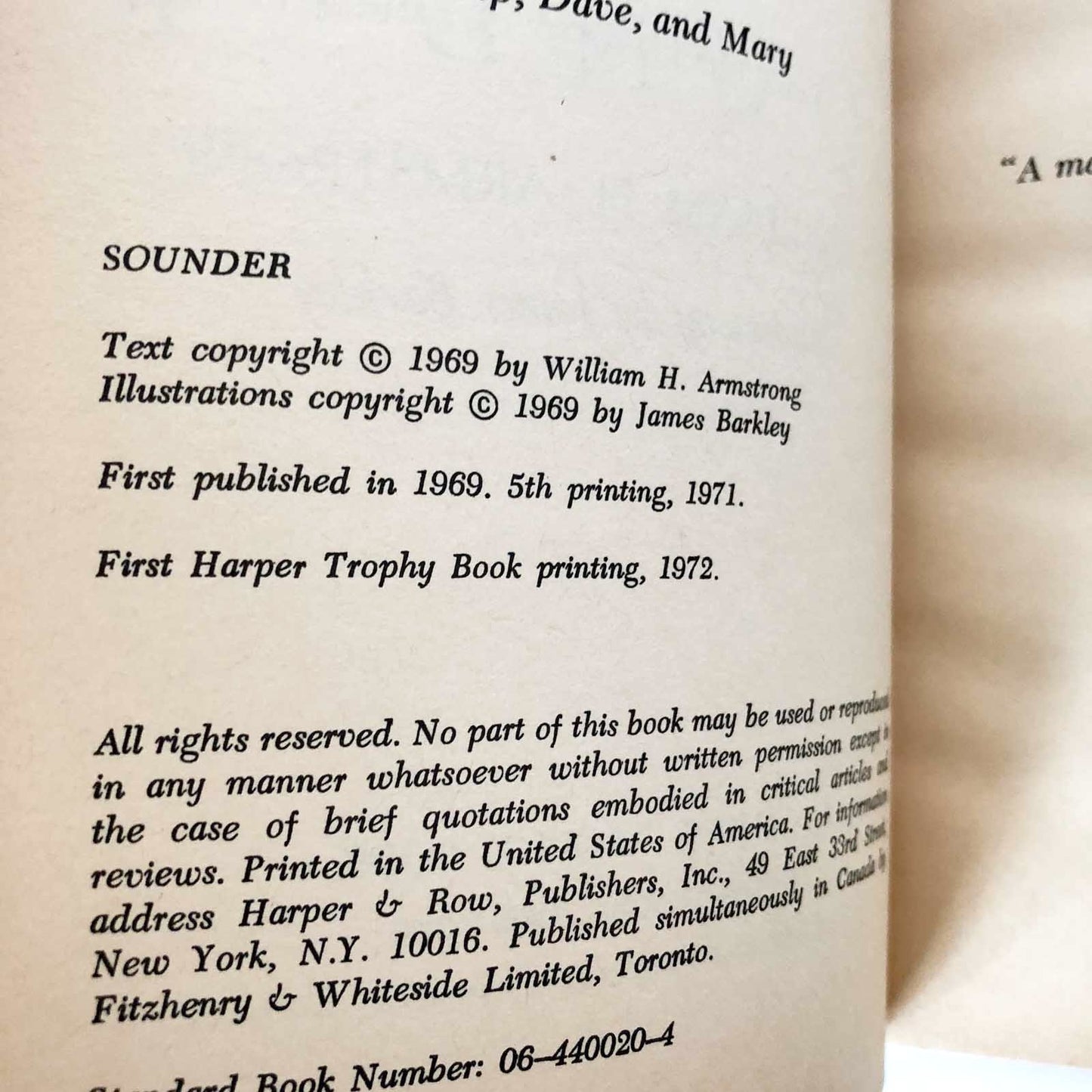 Sounder by William H. Armstrong [FIRST PAPERBACK PRINTING] 1972 • Harper Trophy