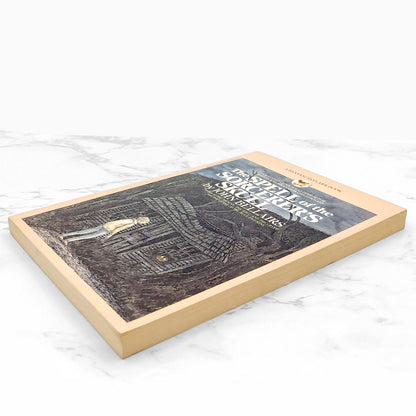 The Spell of the Sorcerer's Skull by John Bellairs [FIRST PAPERBACK EDITION] 1988 • Bantam Skylark